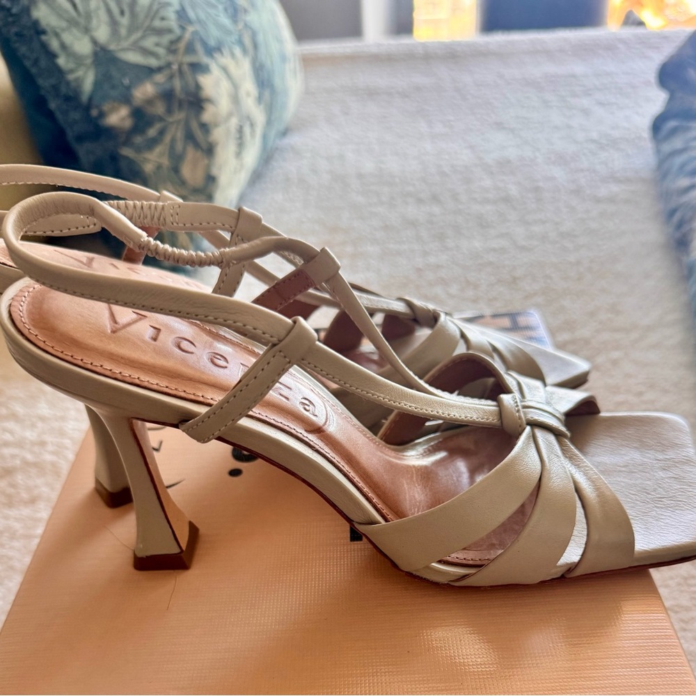 Neutral Bow Slingback Heels by Vicenza – Classic Square Toe.Size38 or (7.5-8)US - Picture 3 of 8